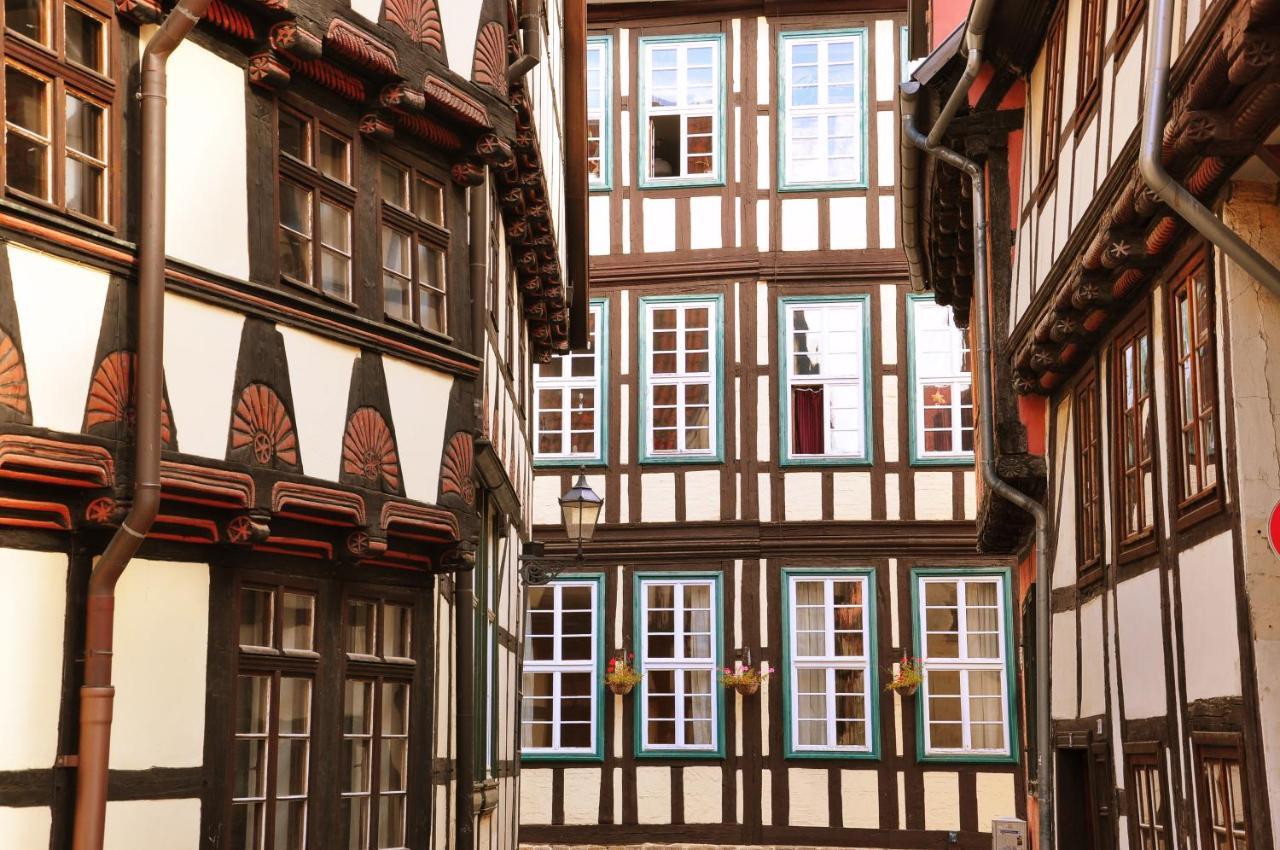 Hotel Domschatz เควดลินบวร์ก ภายนอก รูปภาพ